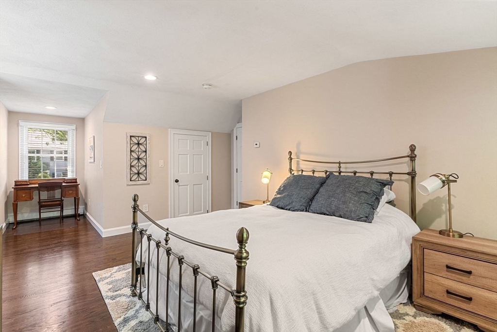 21 Hickory Road Wellesley, MA 02482 - Photo 21 of 39