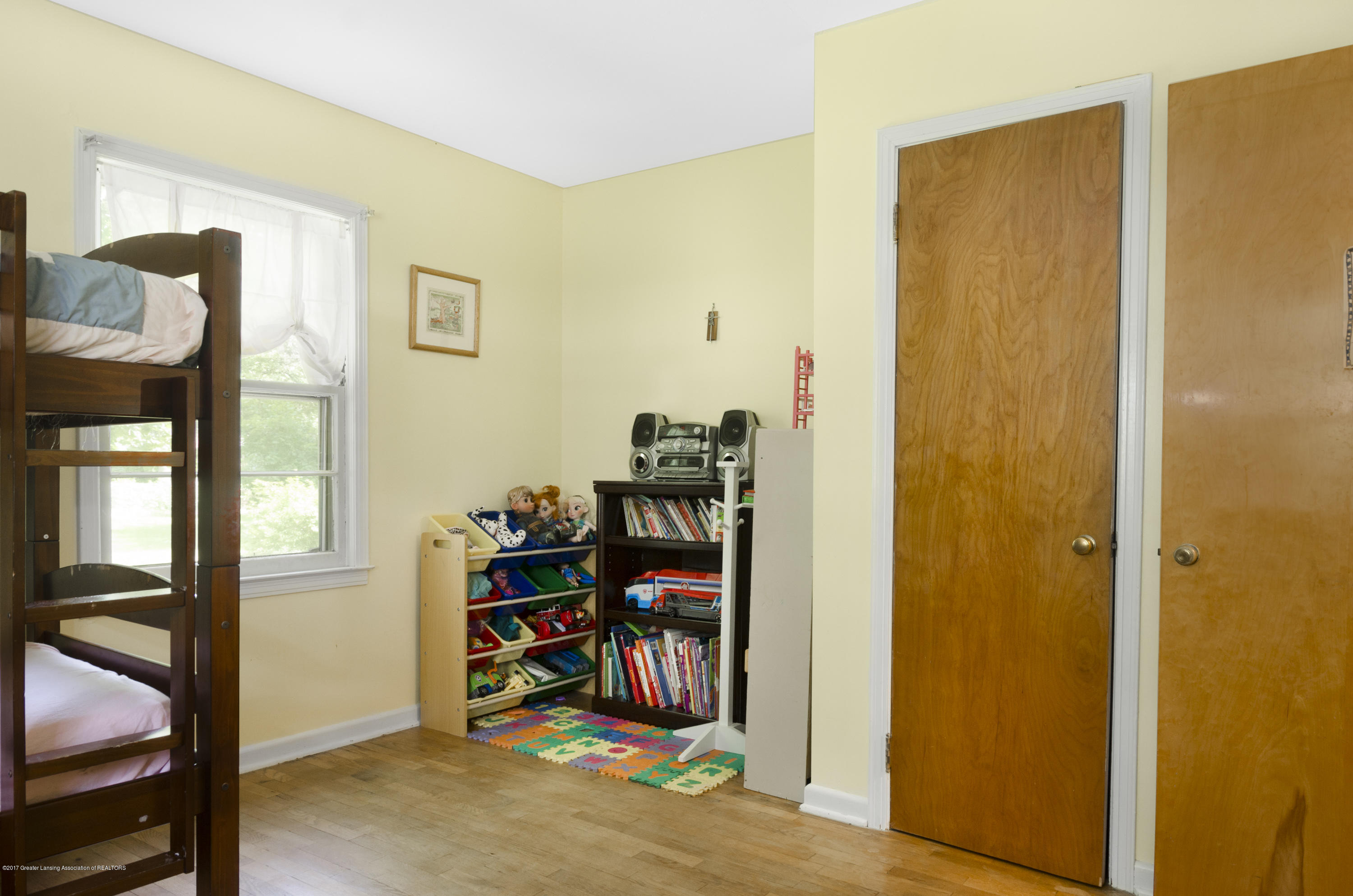 15831 Brook Road Lansing, MI 48906 - Photo 13 of 30 15831-Brook-Rd-Lansing MI-48906-15