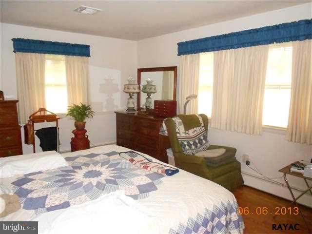 1820 Lilac Road York, PA 17408 - Photo 13 of 36 Gallery Image 13
