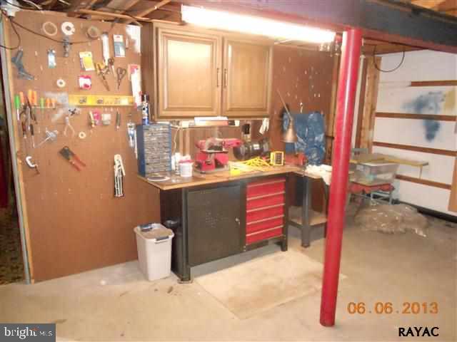 1820 Lilac Road York, PA 17408 - Photo 28 of 36 Gallery Image 28