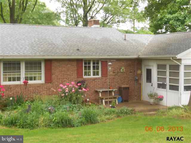 1820 Lilac Road York, PA 17408 - Photo 29 of 36 Gallery Image 29