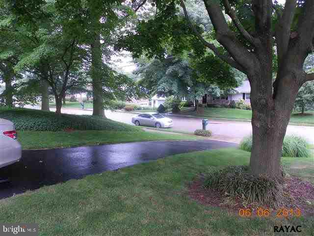 1820 Lilac Road York, PA 17408 - Photo 32 of 36 Gallery Image 32