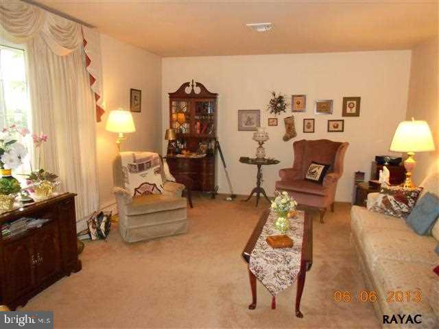 1820 Lilac Road York, PA 17408 - Photo 5 of 36 Gallery Image 5