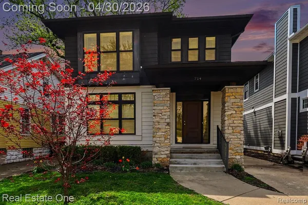 $4,000 | 714 East University Avenue, Royal Oak, MI 48067