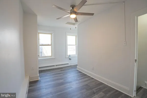 $1,800 | 120-122 Perry Street, Trenton, NJ 08618