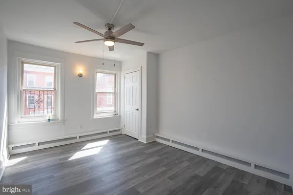 $1,800 | 120-122 Perry Street, Trenton, NJ 08618