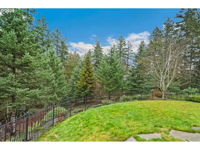 $950,000 | 514 Northwest 24th Circle, Camas, WA 98607