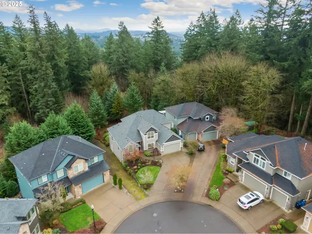 $950,000 | 514 Northwest 24th Circle, Camas, WA 98607