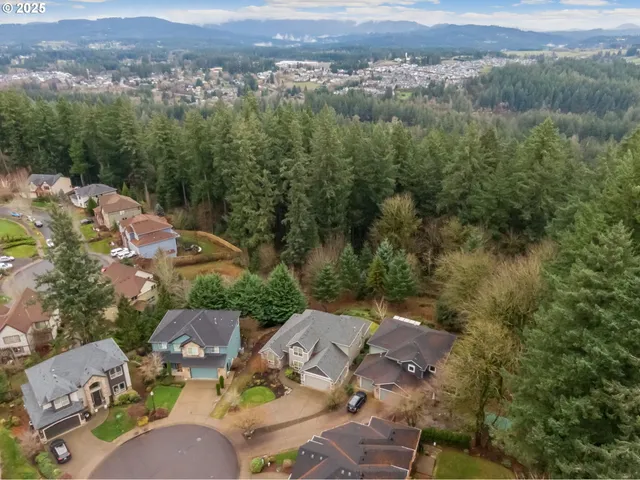 $950,000 | 514 Northwest 24th Circle, Camas, WA 98607