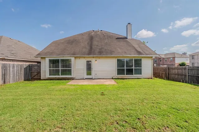 $299,900 | 612 Prairie Gulch Drive, Fort Worth, TX 76140