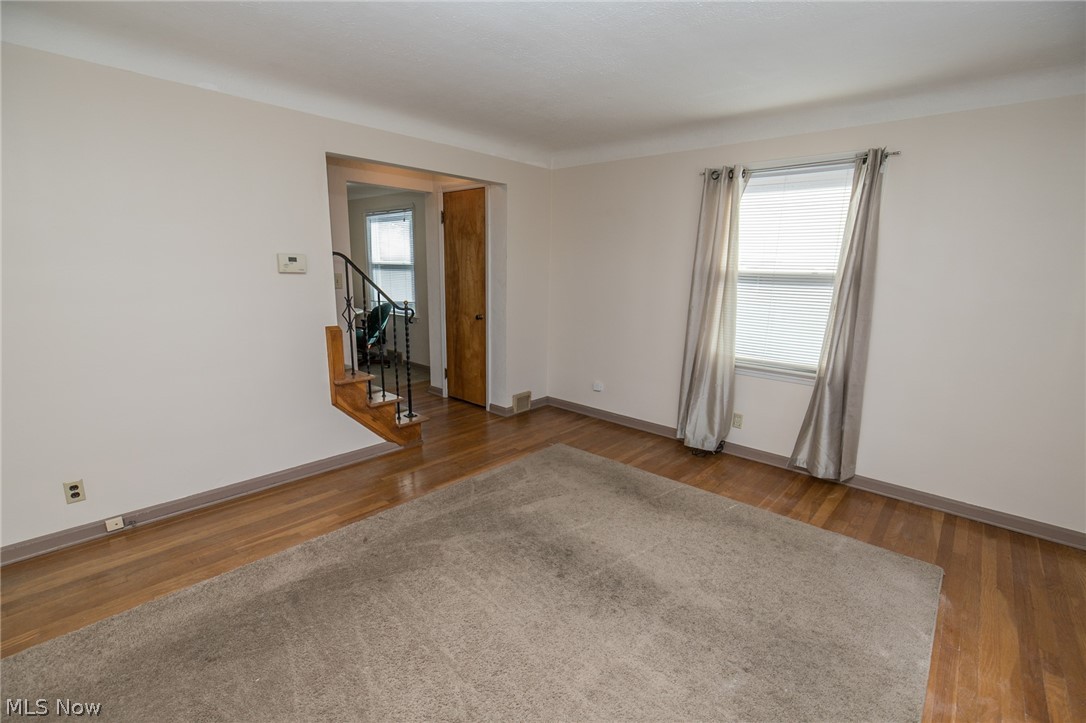 7441 Pearl Road Cleveland, OH 44130 - Photo 6 of 34