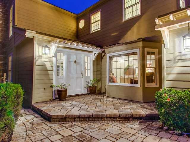 11623 Shadowglen Road El Cajon, CA 92020 - Photo 3 of 23 Gallery Image 3