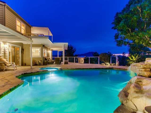 11623 Shadowglen Road El Cajon, CA 92020 - Photo 5 of 23 Gallery Image 5