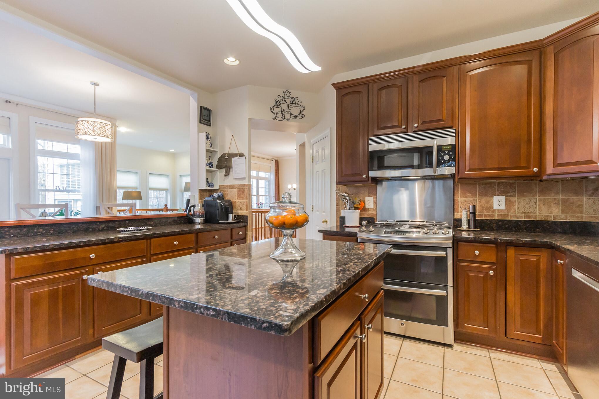 1508 Rising Ridge Road Mount Airy, MD 21771 - Photo 14 of 39 Kitchen with updated granite counter tops