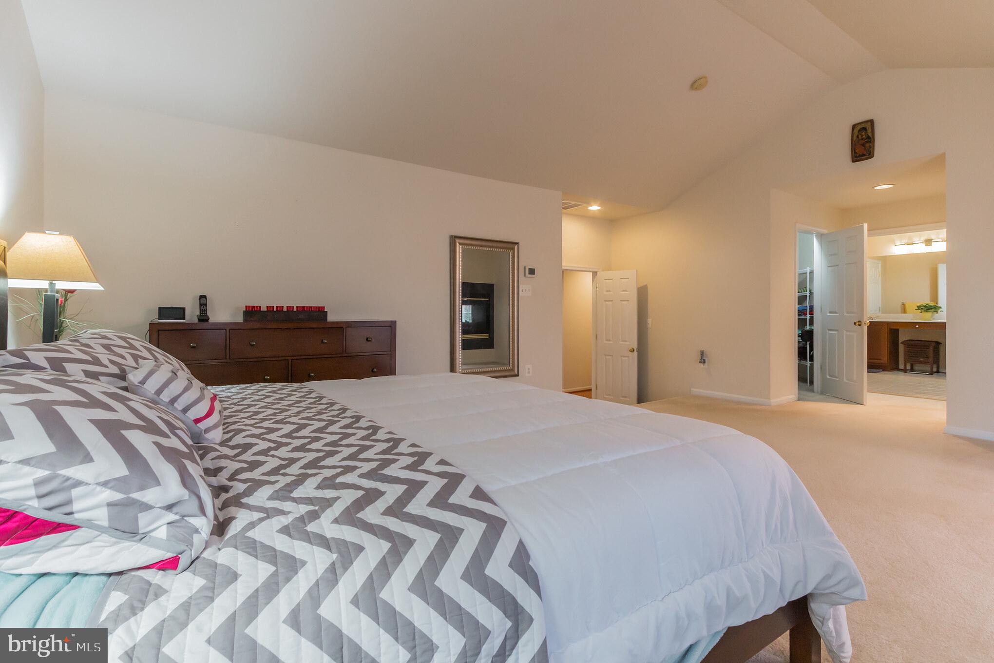 1508 Rising Ridge Road Mount Airy, MD 21771 - Photo 22 of 39 Master bedroom