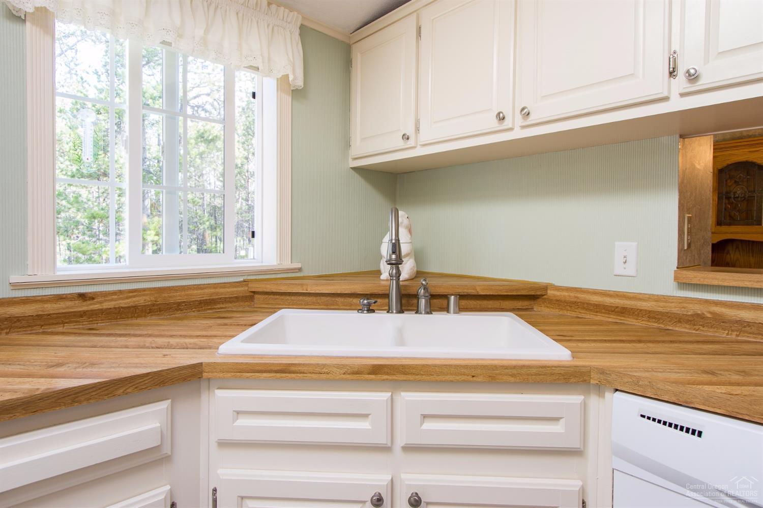56208 Bufflehead Road Bend, OR 97707 - Photo 16 of 25 Additional Photo