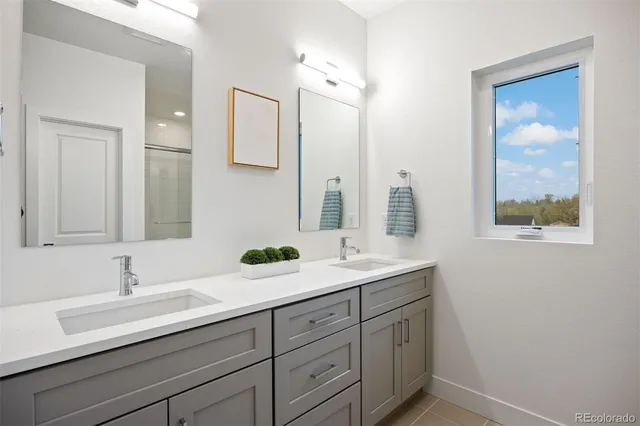 $2,800 | 5189 L Carr Street, Arvada, CO 80002