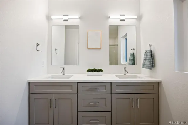 $2,800 | 5189 L Carr Street, Arvada, CO 80002