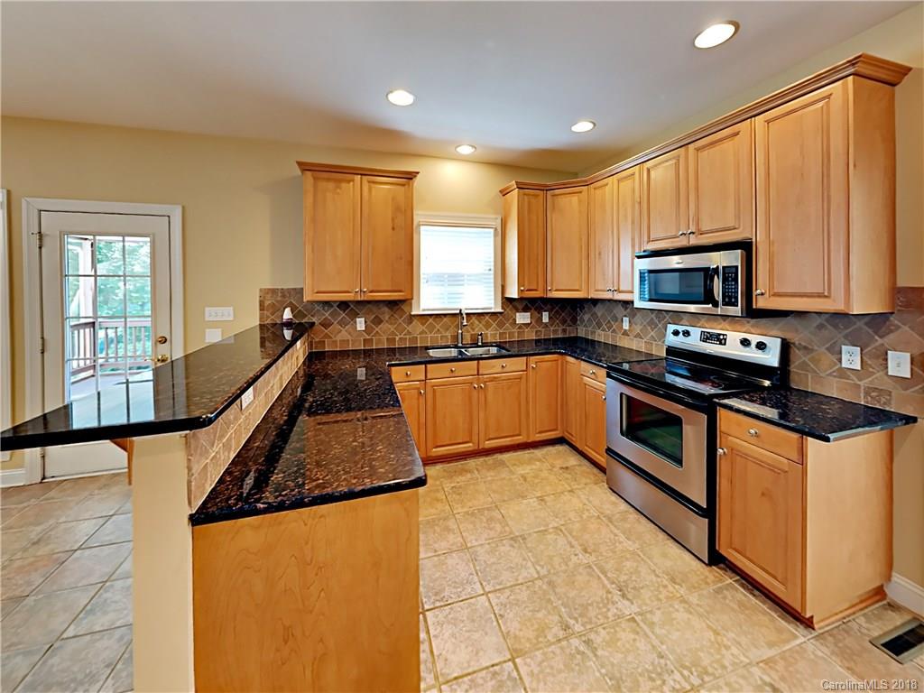 12114 Willingdon Road Huntersville, NC 28078 - Photo 10 of 24 Gallery Image 10