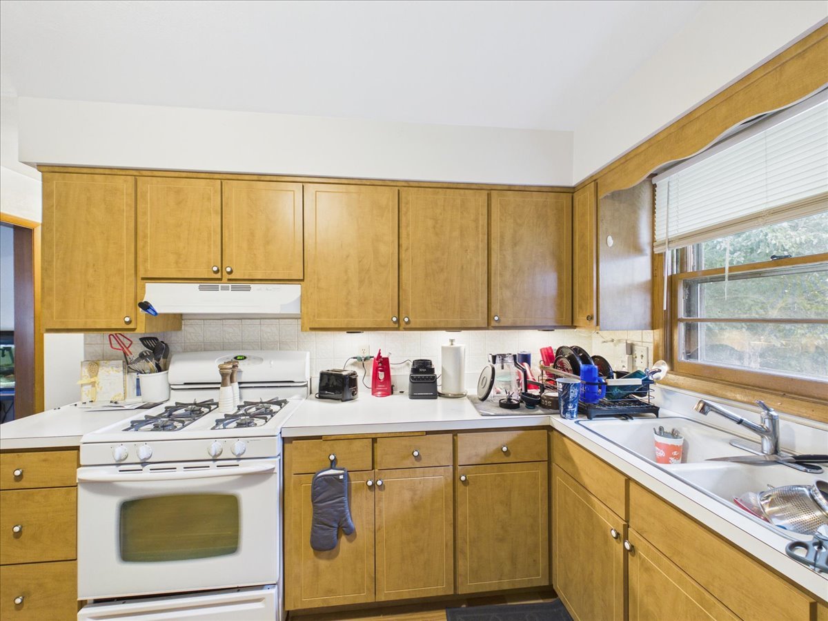 409 Glendale Road Loves Park, IL 61111 - Photo 9 of 49 Gallery Image 9