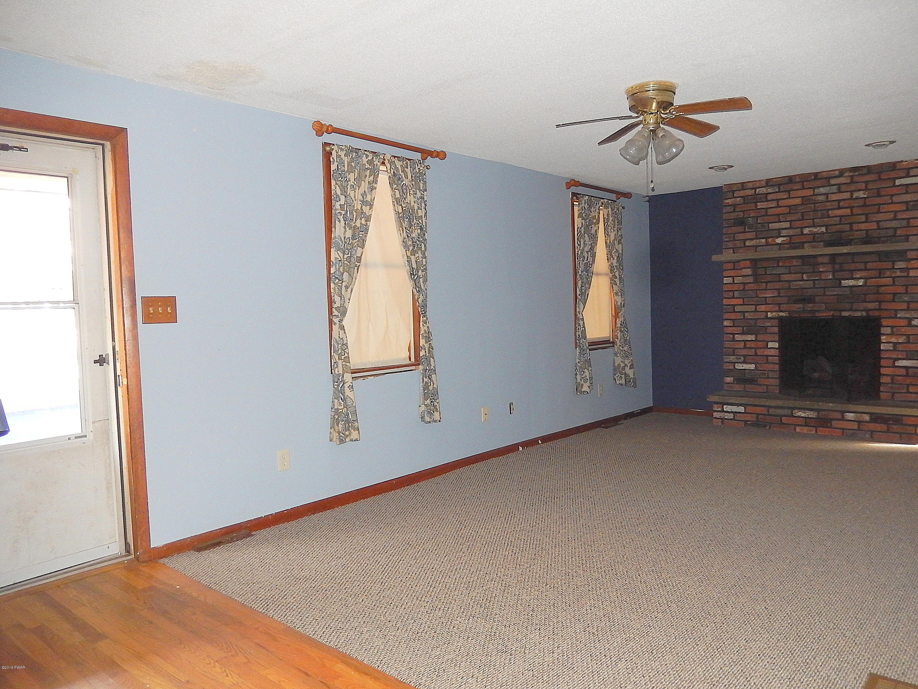 355 Ridge Avenue Hawley, PA 18428 - Photo 9 of 43 DSCN0996