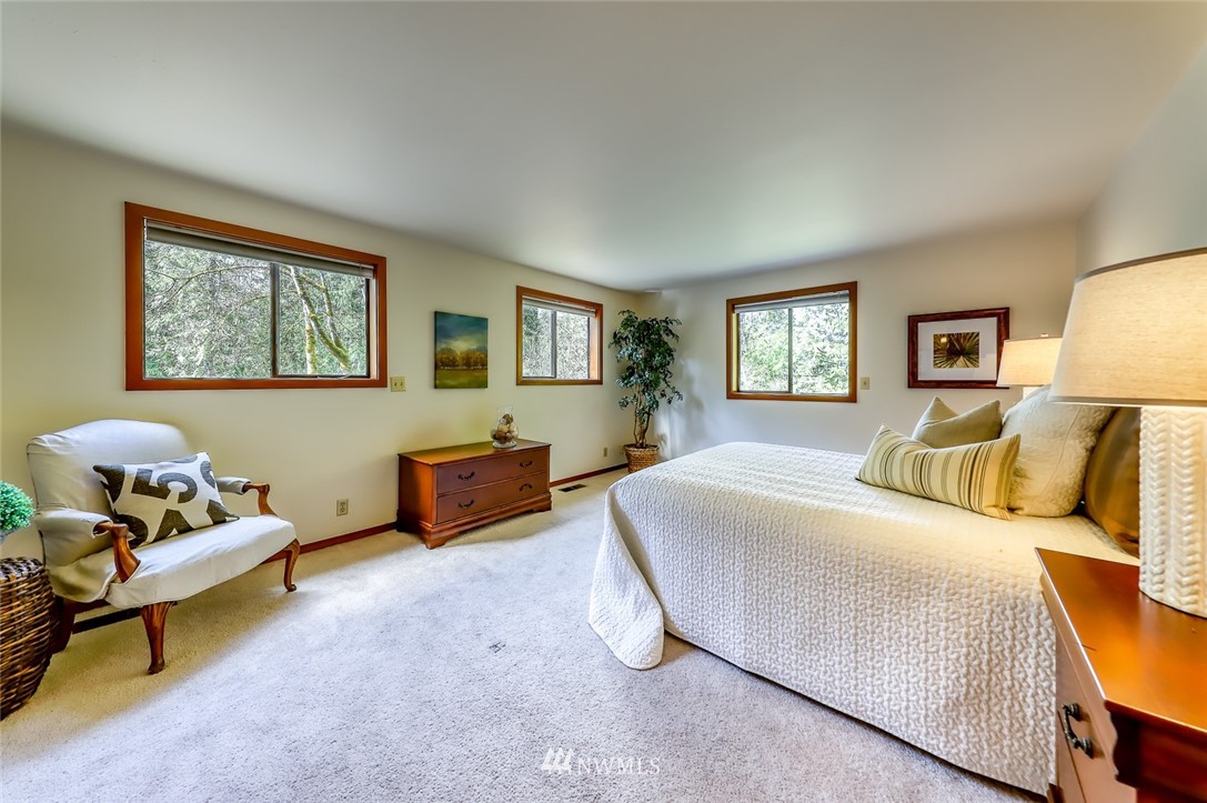 7810 Springridge Road Northeast Bainbridge Island, WA 98110 - Photo 21 of 40 Gallery Image 21