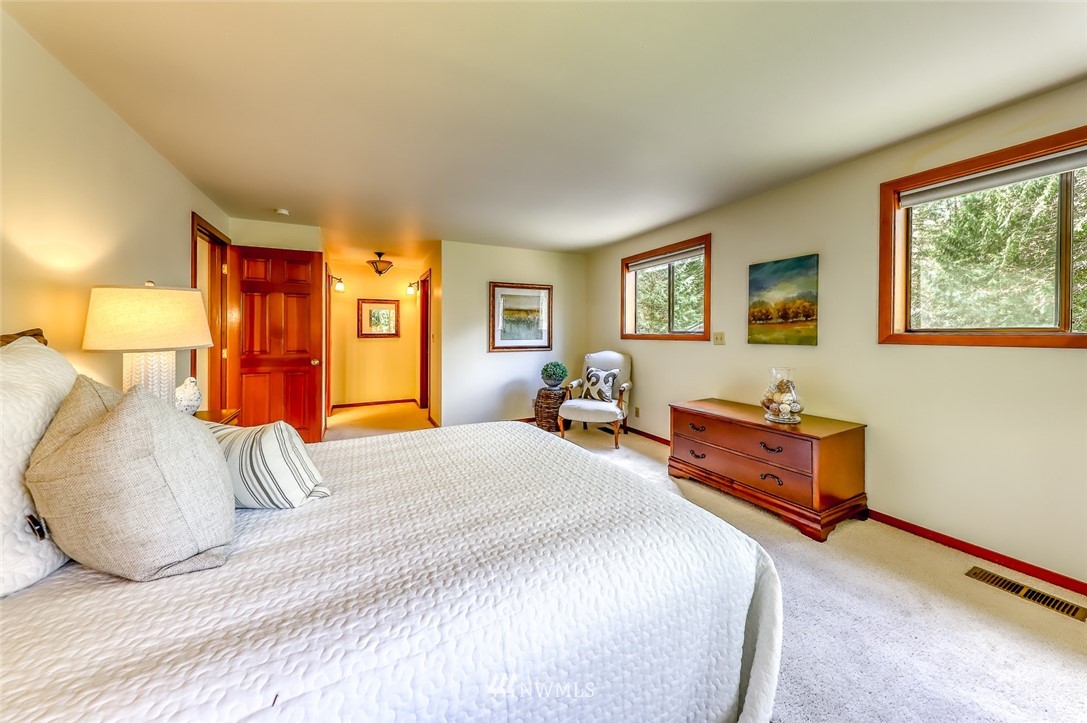 7810 Springridge Road Northeast Bainbridge Island, WA 98110 - Photo 23 of 40 Gallery Image 23