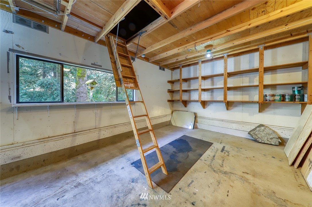 7810 Springridge Road Northeast Bainbridge Island, WA 98110 - Photo 37 of 40 Gallery Image 37