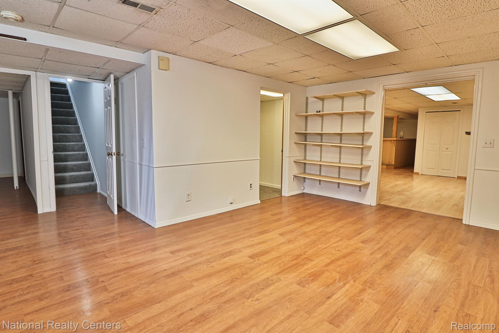 45375 Glengarry Road Canton, MI 48188 - Photo 20 of 37 Gallery Image 20