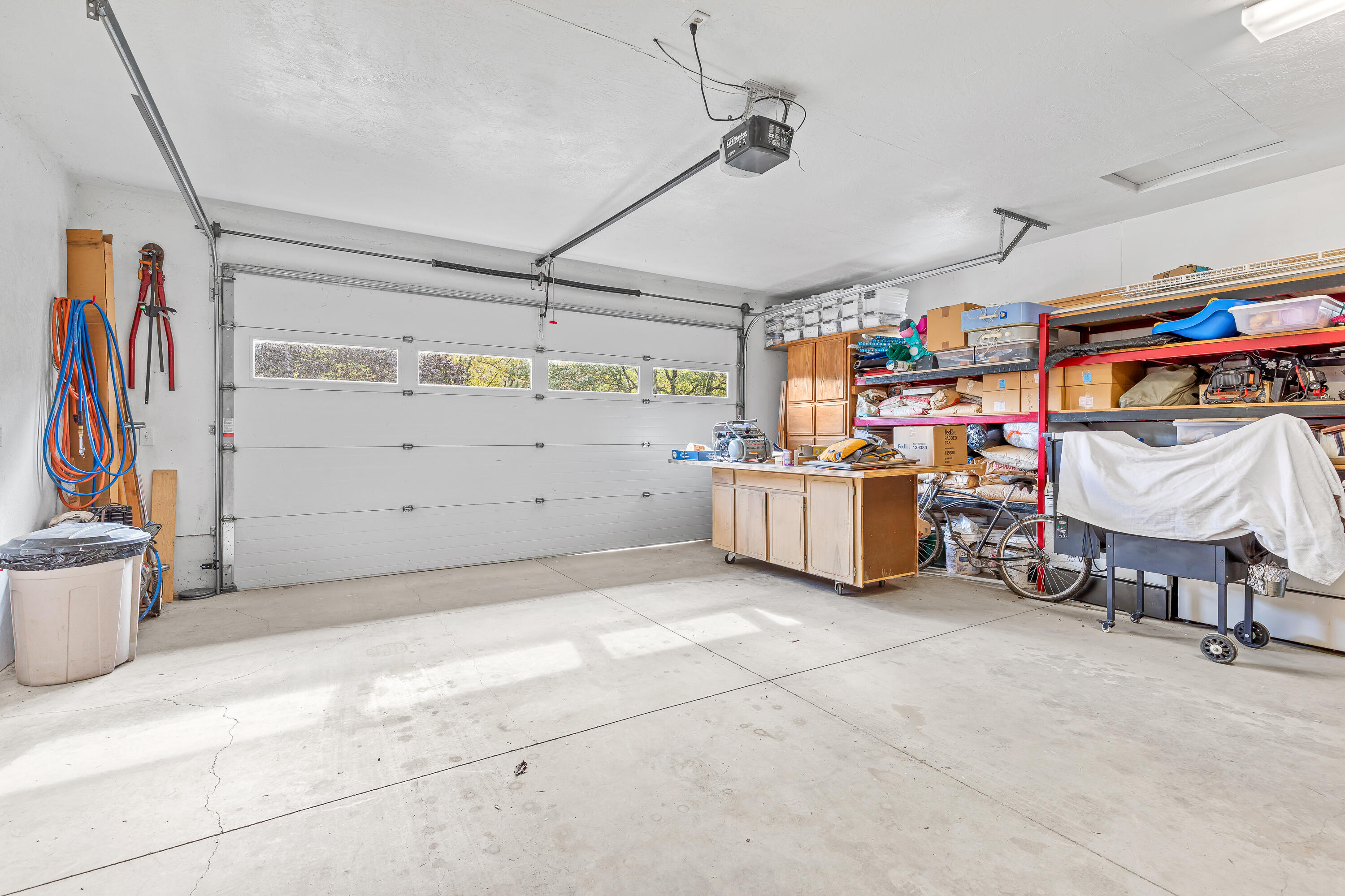 7811 Lost Creek Road Eagle Point, OR 97524 - Photo 41 of 81 2 Car garage