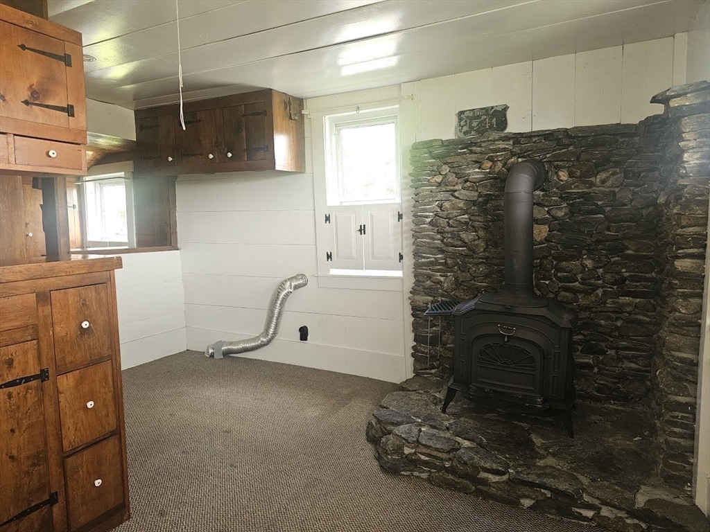 9 Syd Smith Road Westminster, MA 01473 - Photo 14 of 21