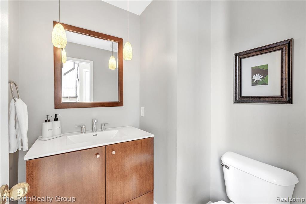 6861 Poppleton Road Canton, MI 48187 - Photo 28 of 80
