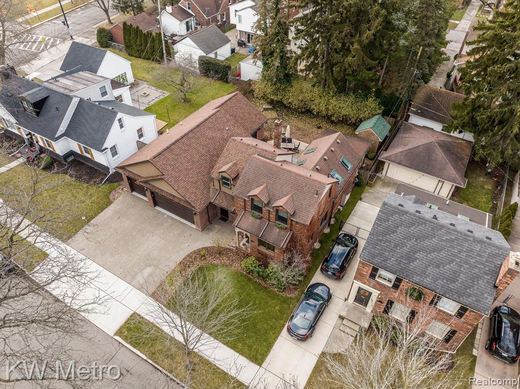 407 Touraine Road Grosse Pointe Farms, MI 48236 - Photo 7 of 43