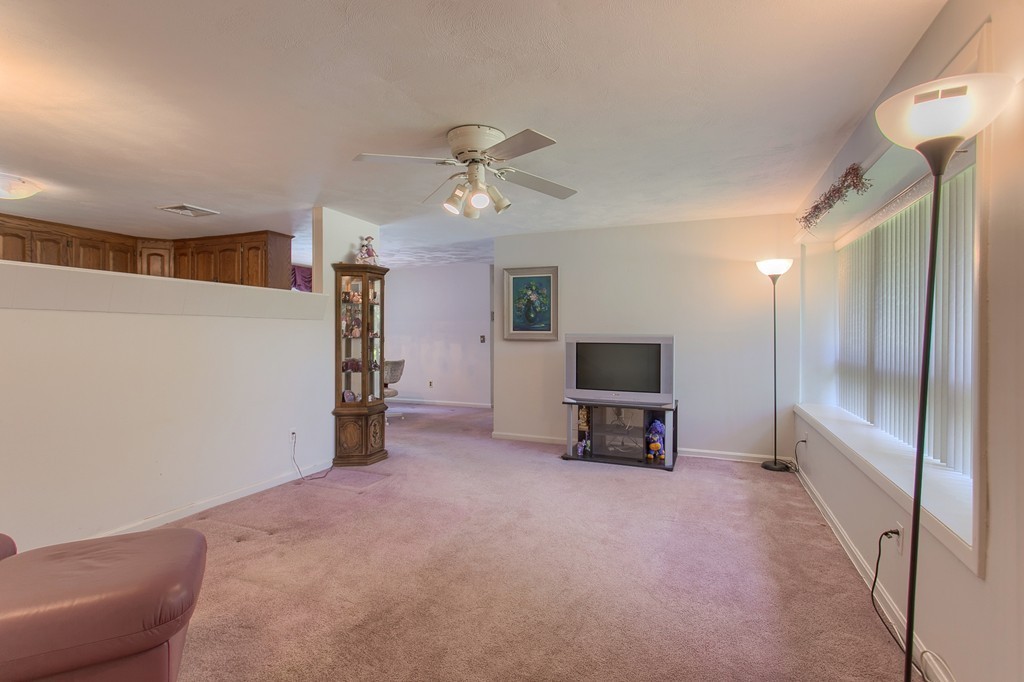 6 Hopkins Road Peabody, MA 01960 - Photo 3 of 28 Gallery Image 3