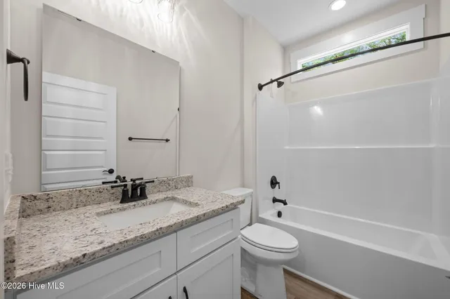 $384,900 | 31 Currituck Circle, Oriental, NC 28571