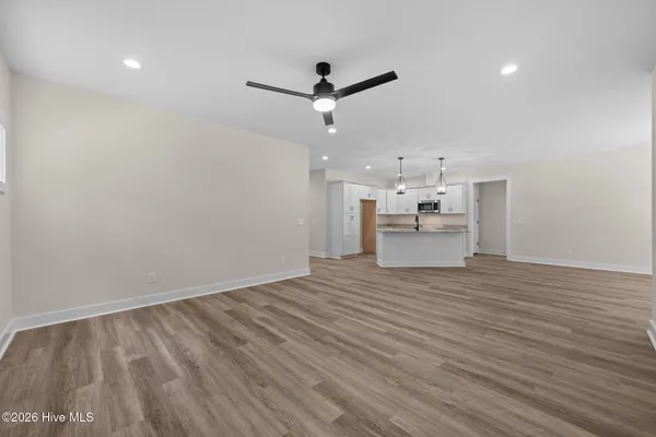 $384,900 | 31 Currituck Circle, Oriental, NC 28571