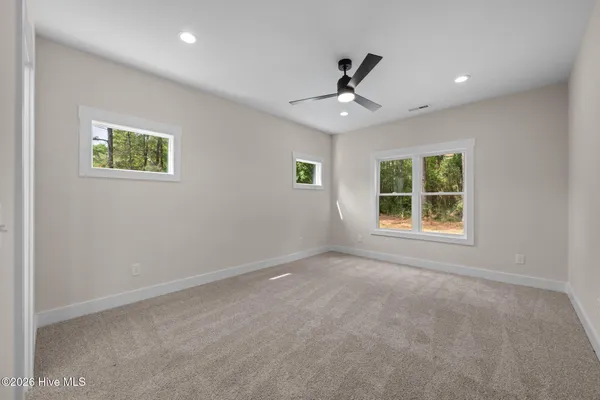 $384,900 | 31 Currituck Circle, Oriental, NC 28571