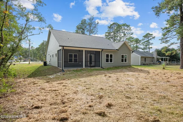 $384,900 | 31 Currituck Circle, Oriental, NC 28571