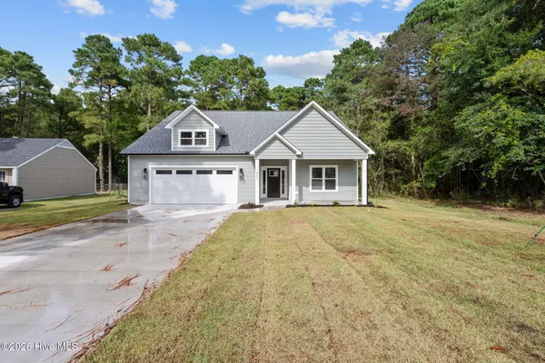 $384,900 | 31 Currituck Circle, Oriental, NC 28571
