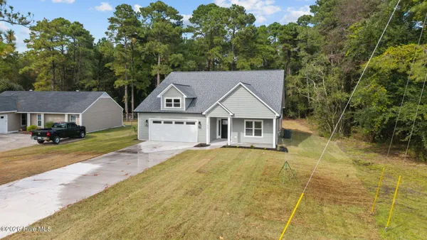 $384,900 | 31 Currituck Circle, Oriental, NC 28571