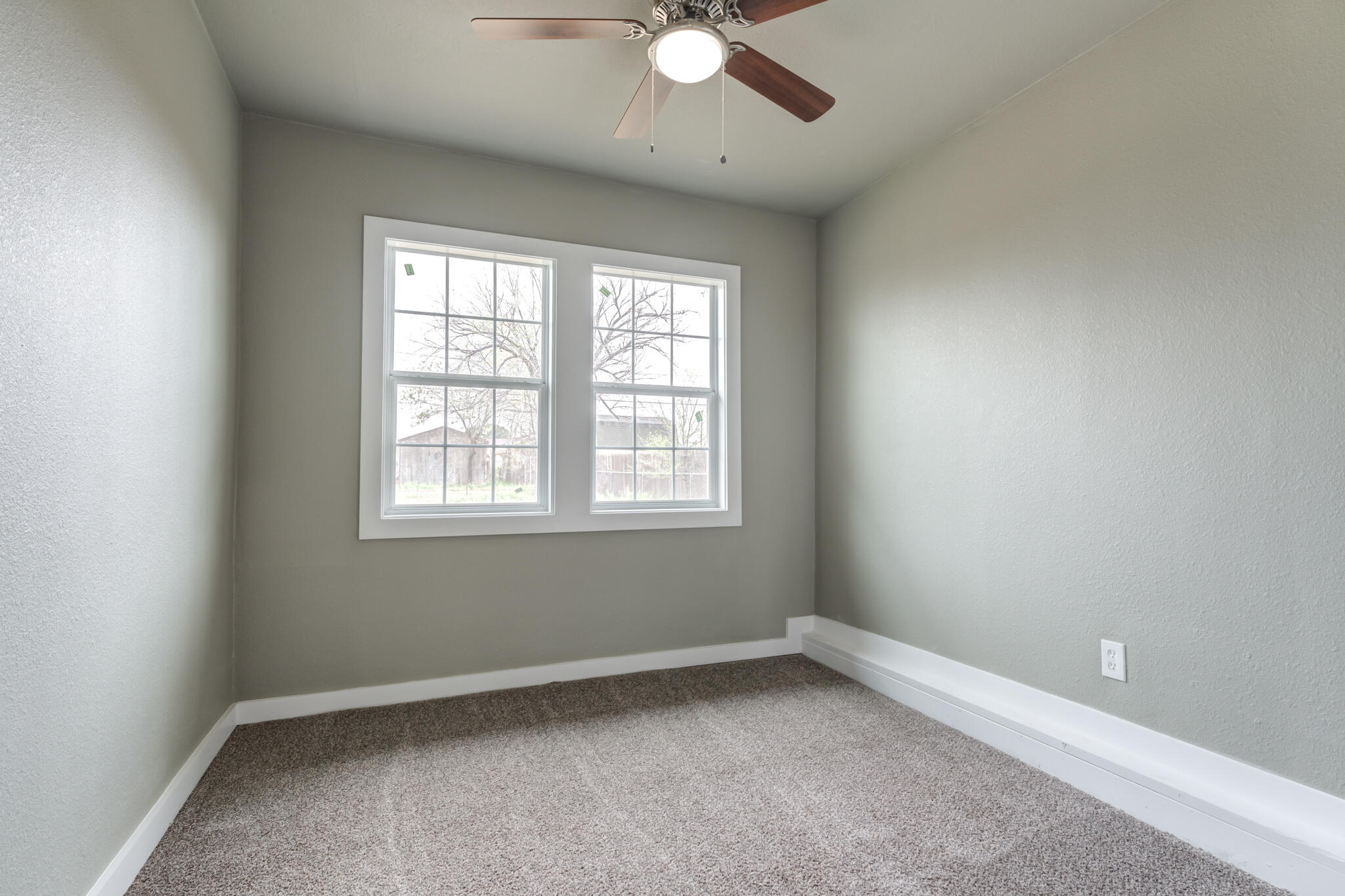 918 East Rice Street Lubbock, TX 79403 - Photo 10 of 20 DSC09169_70_71