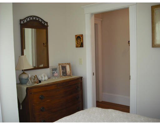 27-29 Topsfield Road, Unit 3 Ipswich, MA 01938 - Photo 6 of 16 a bathroom with a sink and a mirror