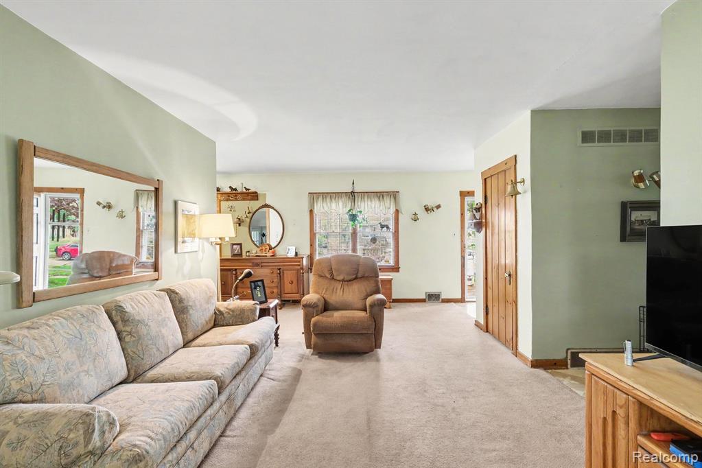 2408 Calumet Street Flint, MI 48503 - Photo 4 of 14