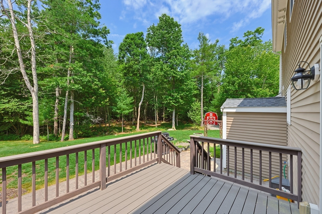 5 County Street Berkley, MA 02779 - Photo 34 of 40