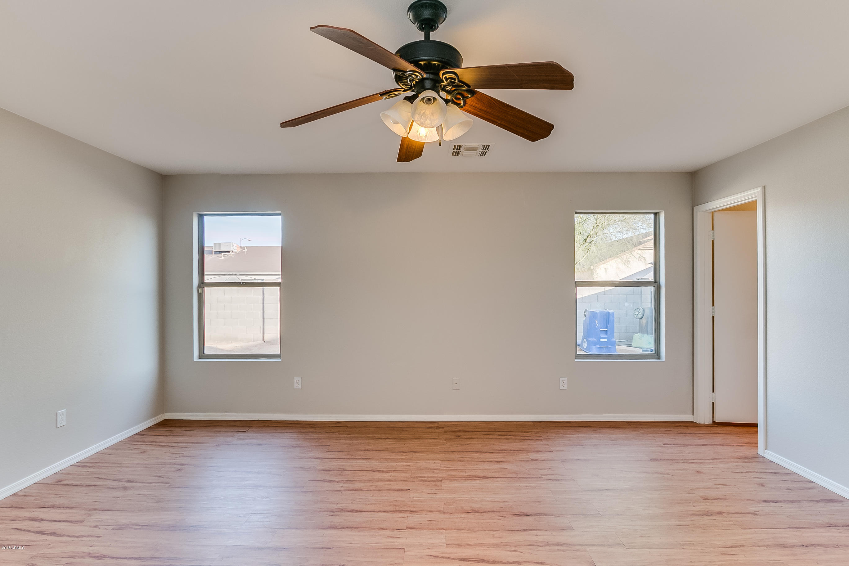 11610 West Bloomfield Road El Mirage, AZ 85335 - Photo 12 of 30 Bloomfield-011