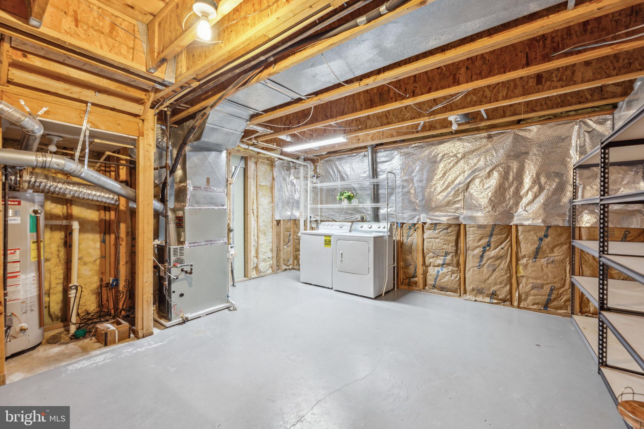 1232 Vintage Place Reston, VA 20194 - Photo 22 of 25 Laundry room with lots of options