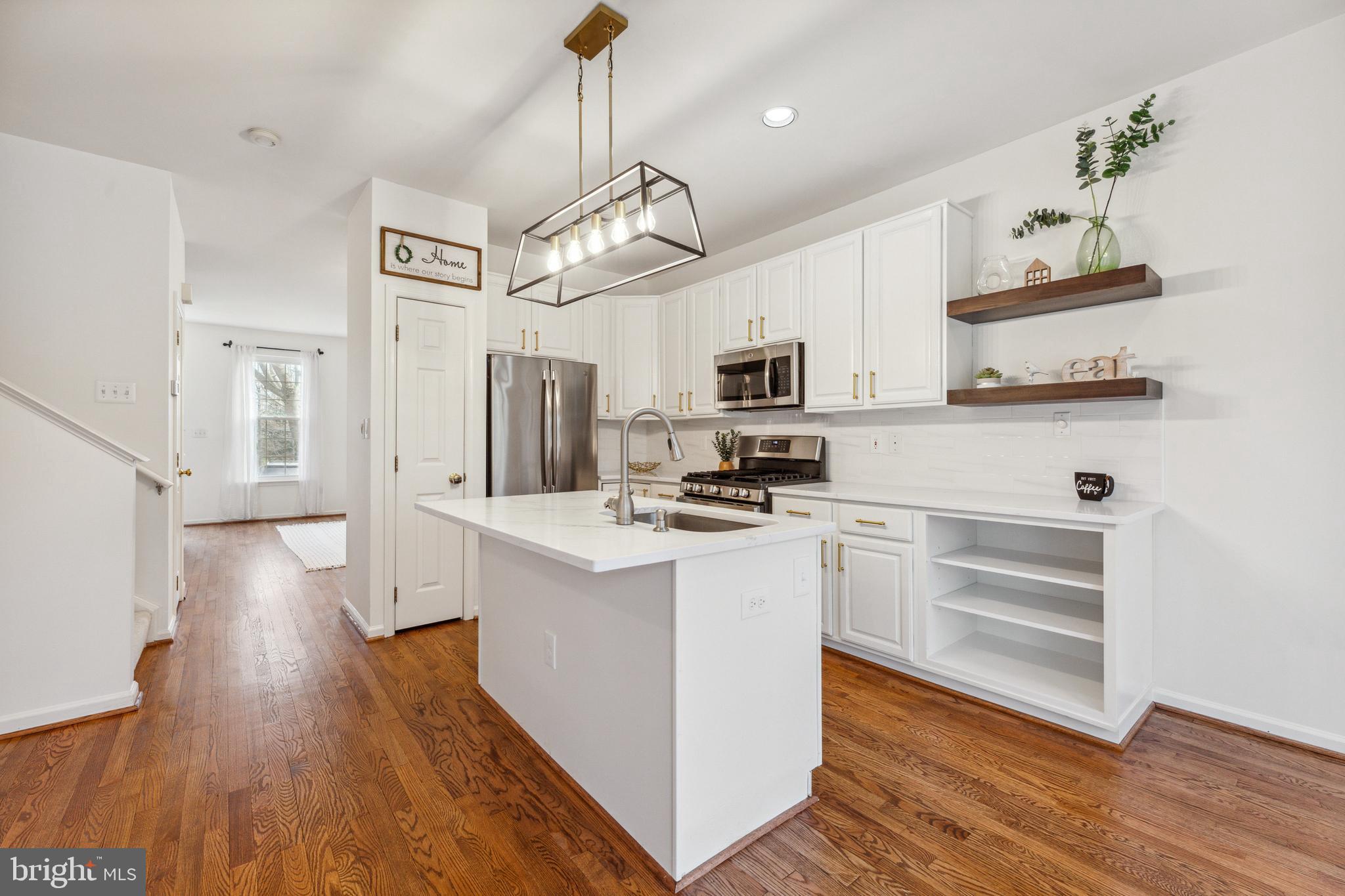 1232 Vintage Place Reston, VA 20194 - Photo 6 of 25 Dream NEW kitchen!
