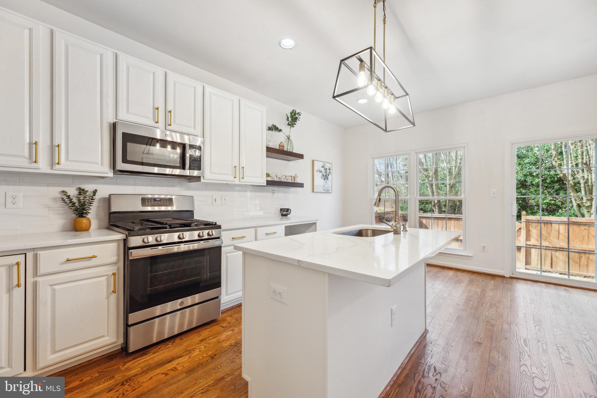1232 Vintage Place Reston, VA 20194 - Photo 10 of 25