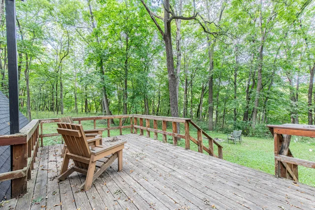 $159,900 | 19 Navajo Court, Putnam, IL 61560