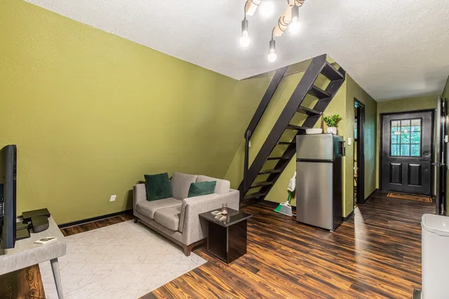 $159,900 | 19 Navajo Court, Putnam, IL 61560